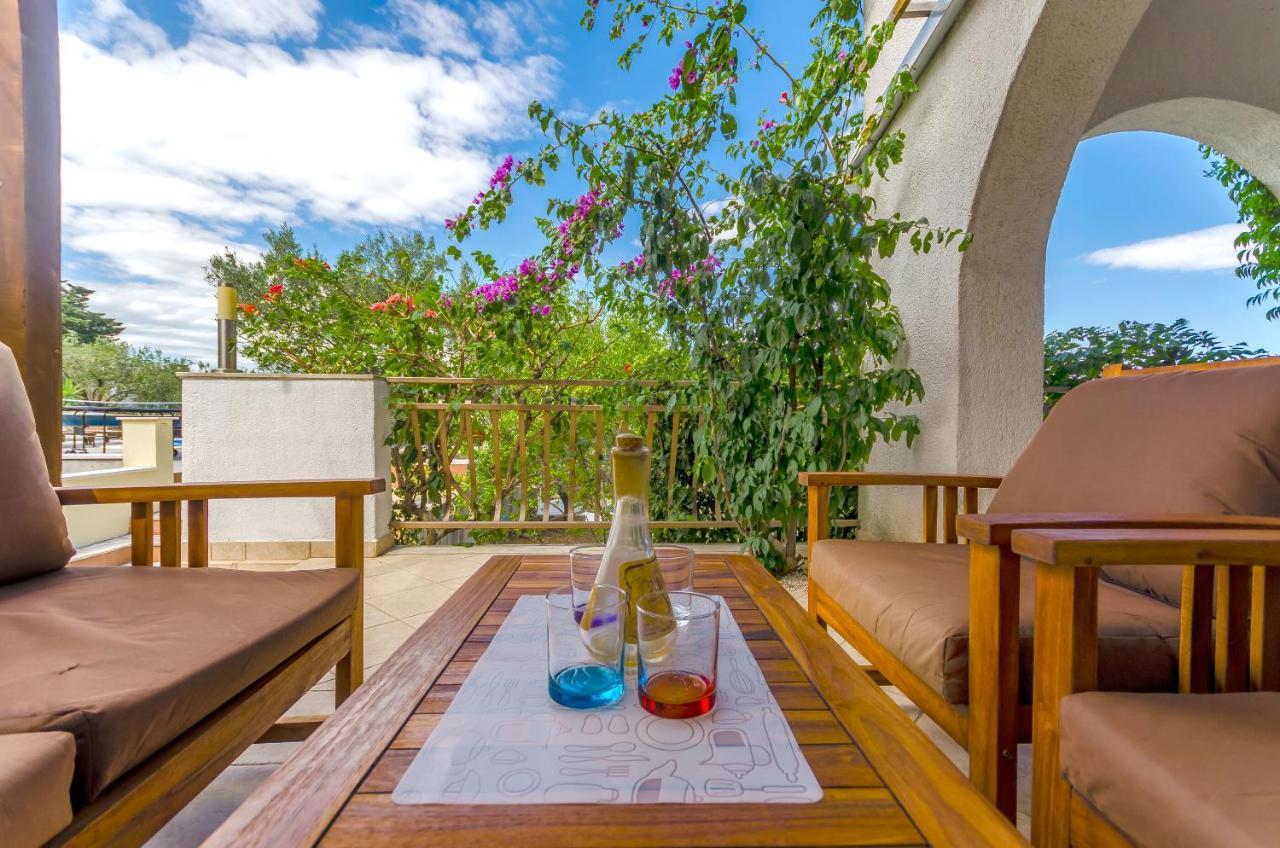 Apartment Piveta Trogir Eksteriør billede