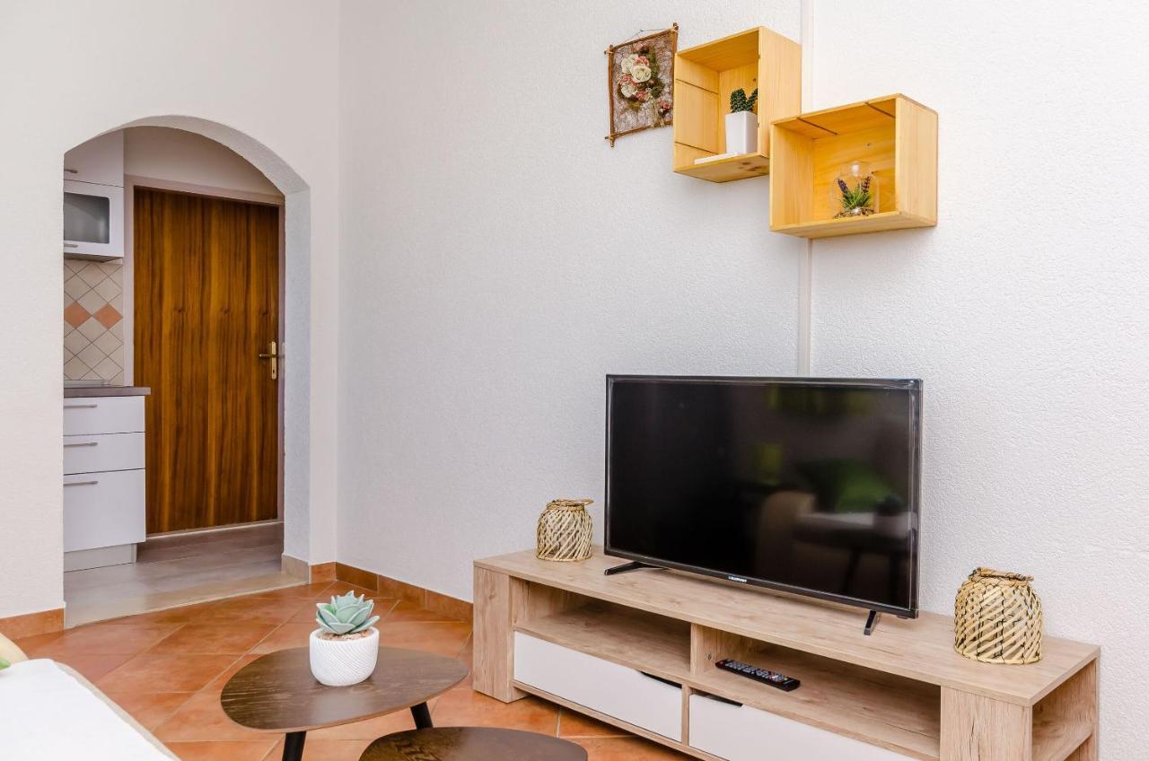 Apartment Piveta Trogir Eksteriør billede