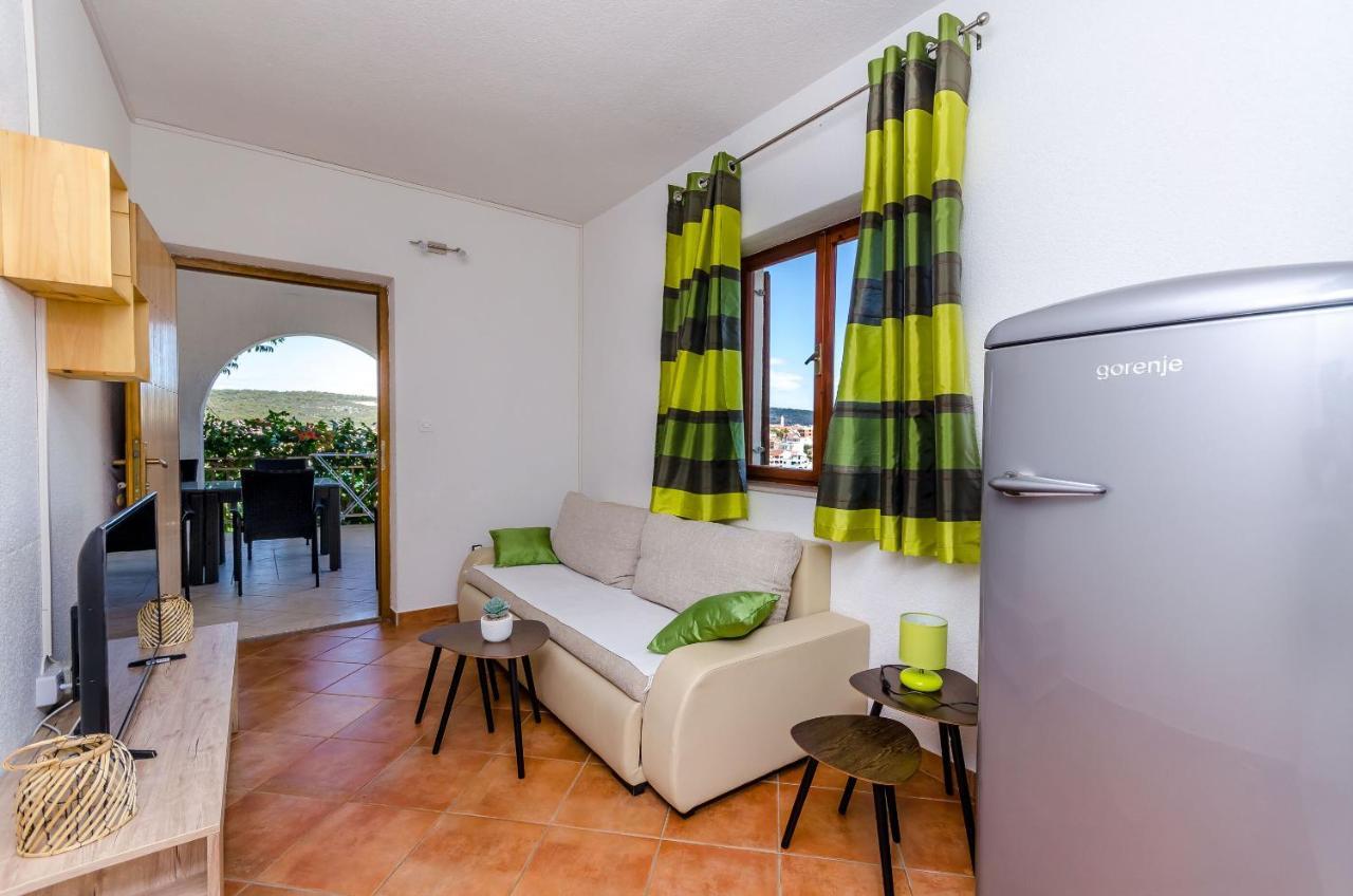 Apartment Piveta Trogir Eksteriør billede