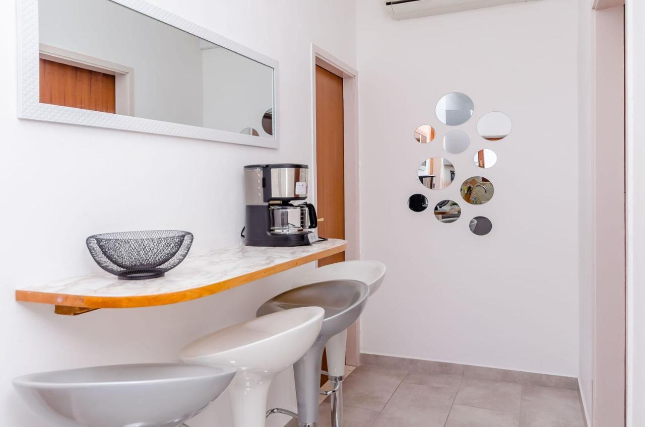 Apartment Piveta Trogir Eksteriør billede