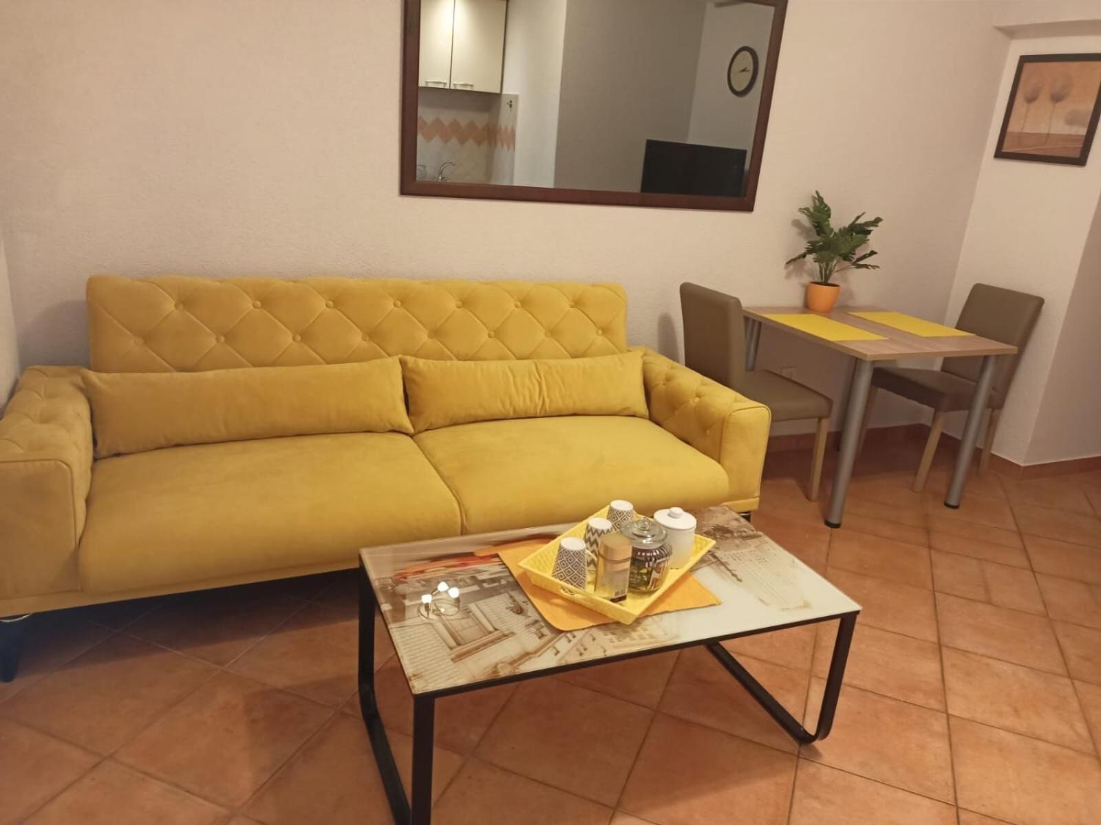 Apartment Piveta Trogir Eksteriør billede