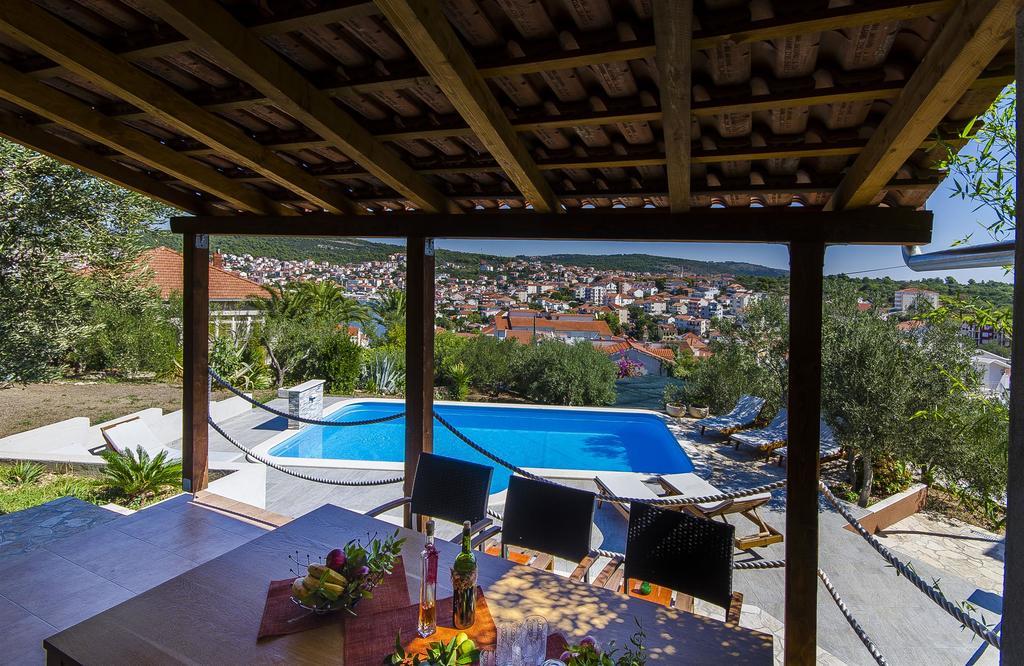 Apartment Piveta Trogir Eksteriør billede
