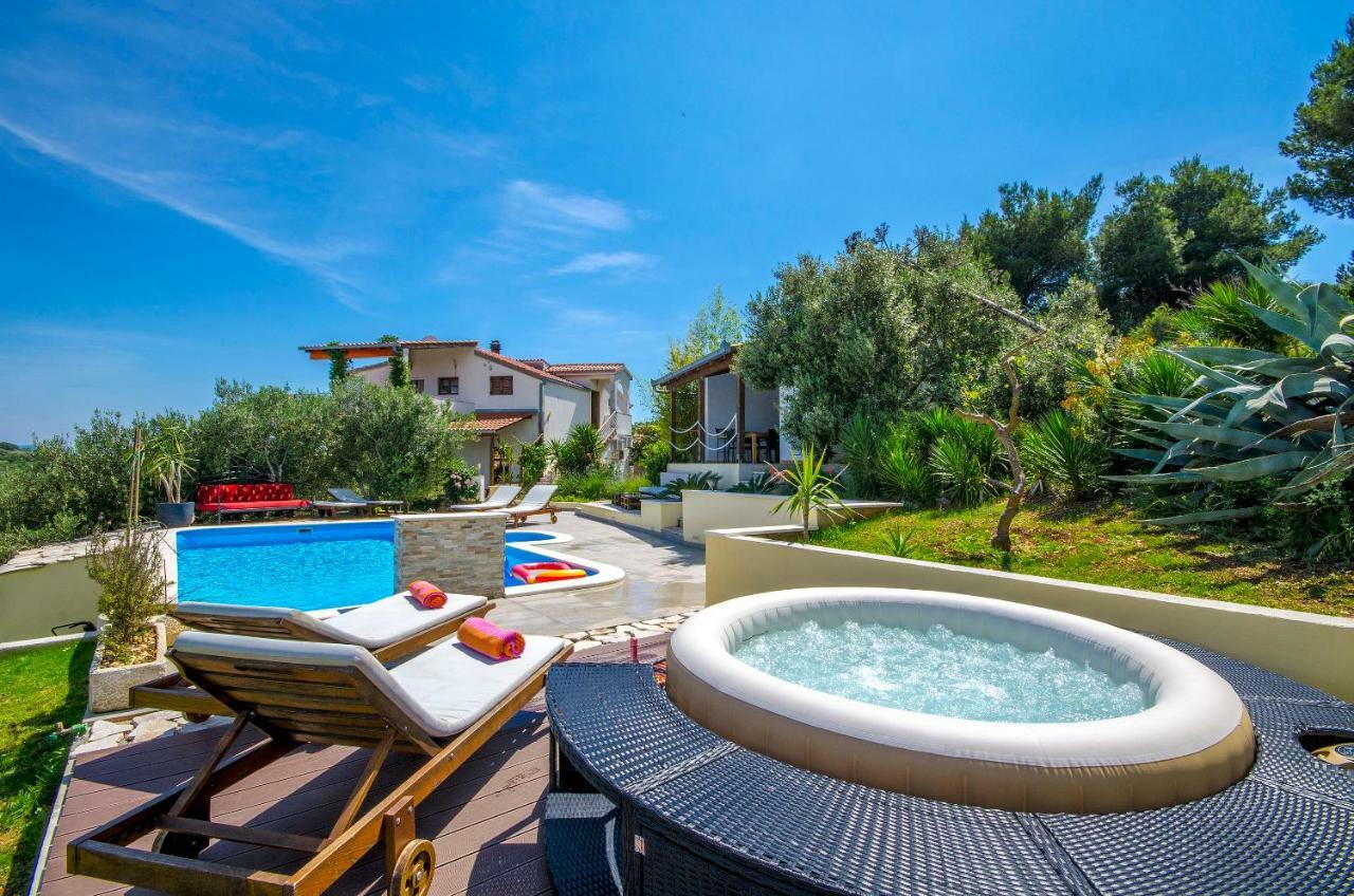 Apartment Piveta Trogir Eksteriør billede
