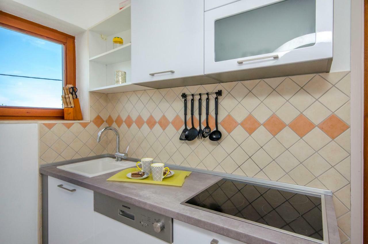 Apartment Piveta Trogir Eksteriør billede